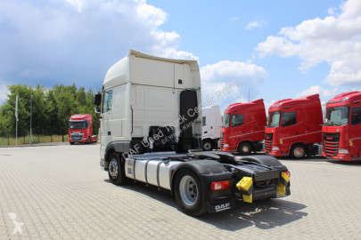 Cabeza tractora DAF