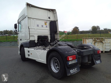 Cabeza tractora DAF