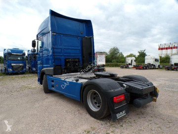 Cabeza tractora DAF