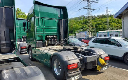 Cabeza tractora DAF