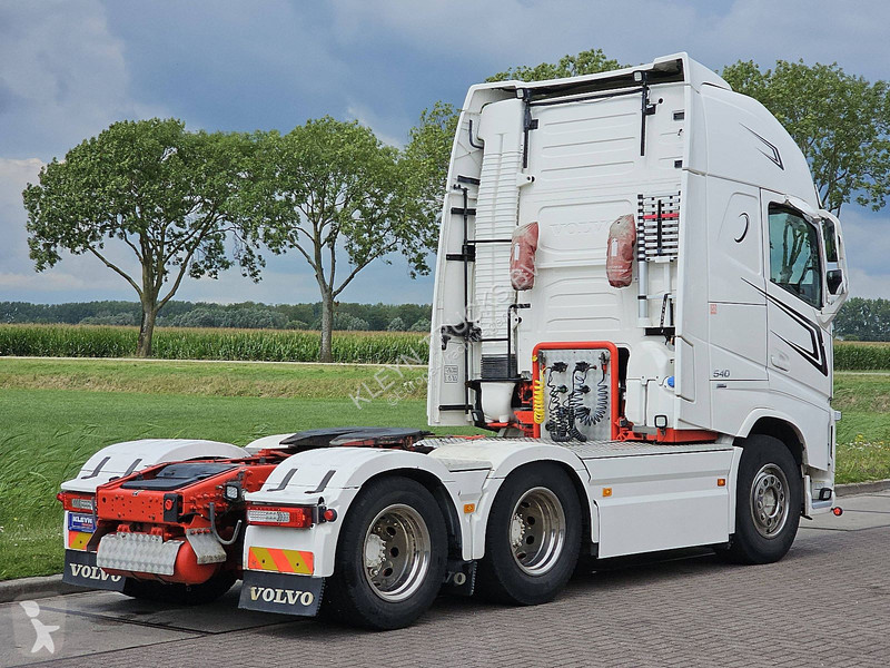 Tahač Volvo XL 6X2 I-PARK-COOL
