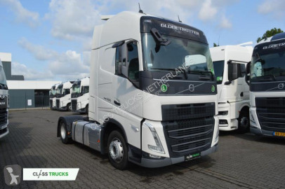 Cabeza tractora Volvo