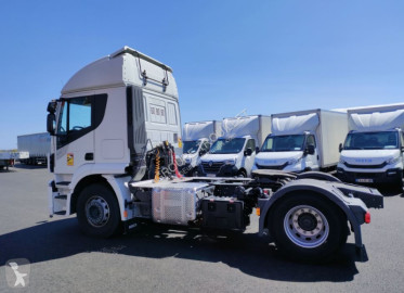 Tracteur Iveco 19 TONNES 360 CV 1 COUCHETTE