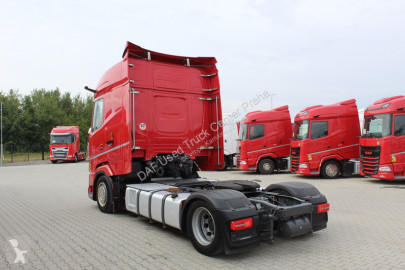 Cabeza tractora DAF