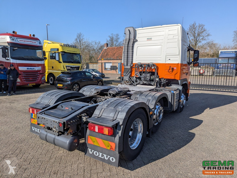 Tahač Volvo 6x2/4 Globetrotter Euro 5 - ADR -...