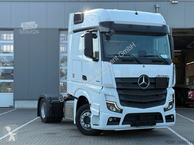 Traktor Mercedes 1848 LS BigSpace mit ADR