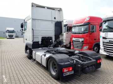 Cabeza tractora DAF