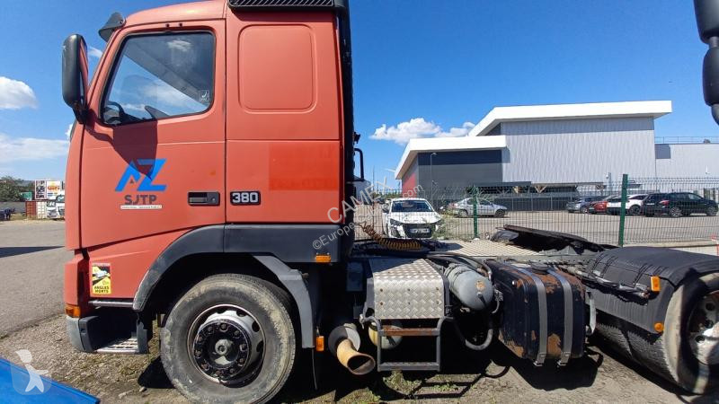 Tracteur Volvo 380