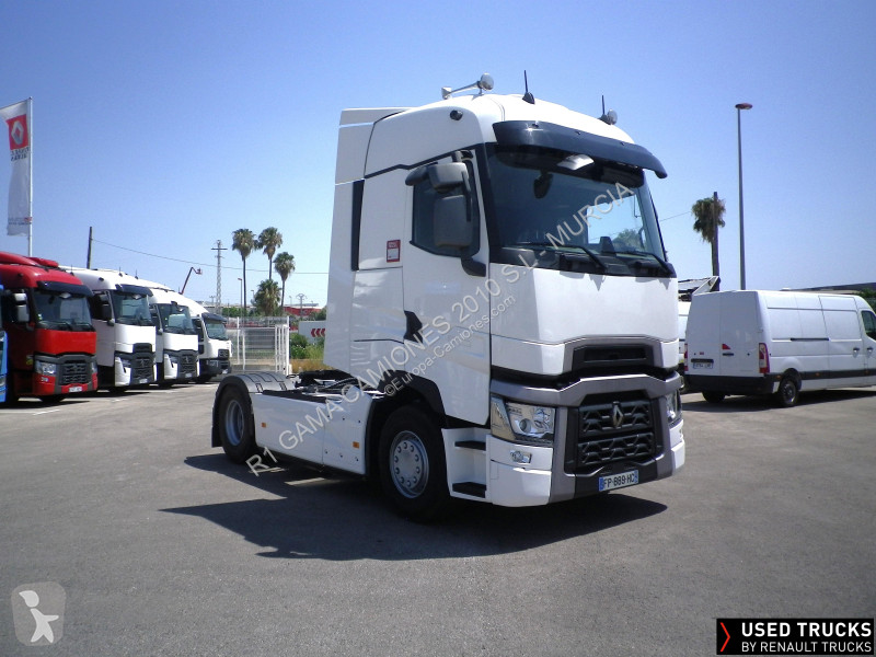 Traktor Renault