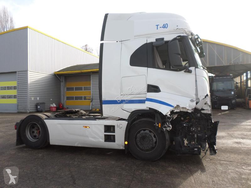 Tractor Iveco 460