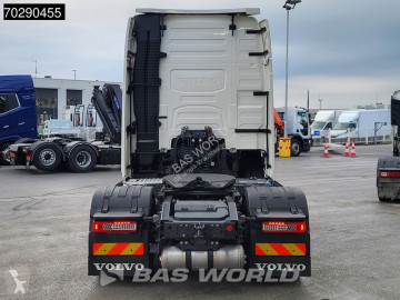 Cabeza tractora Volvo