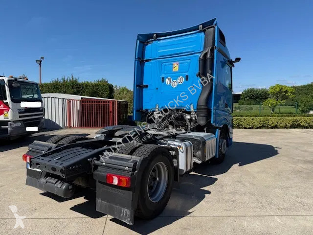Traktor Mercedes 1845  1845