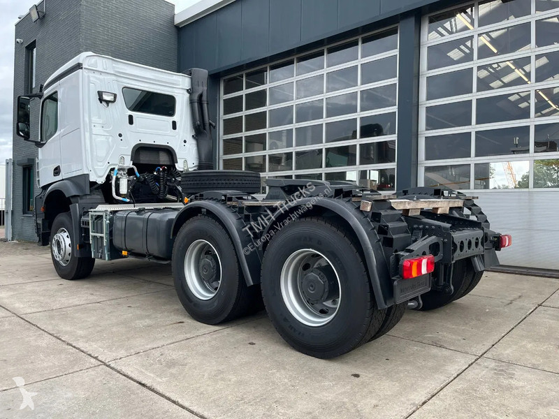 Tractor Mercedes 3340 S 6x4 Tractor Head