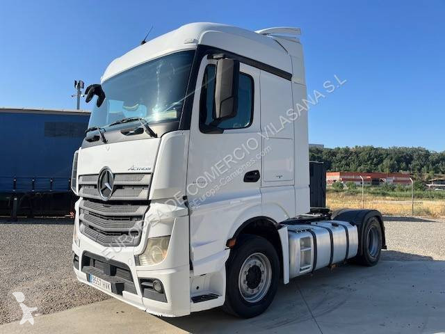 Traktor Mercedes