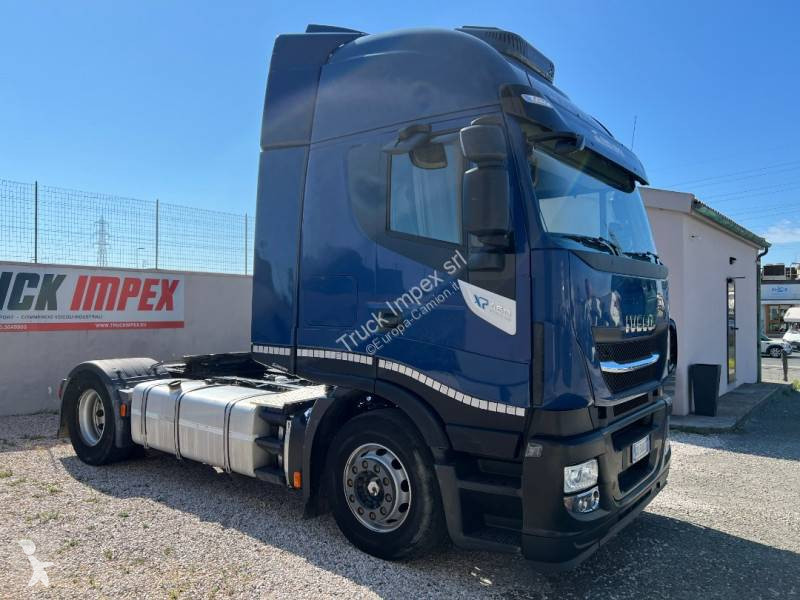 Traktor Iveco