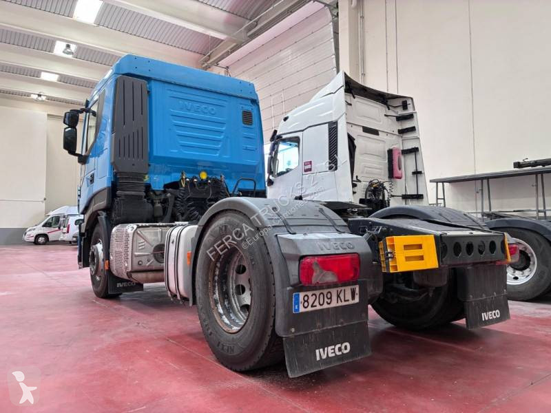 Traktor Iveco