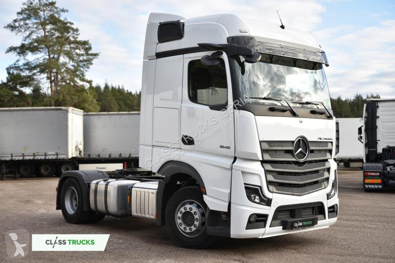 Traktor Mercedes 5 1845 BigSpace
