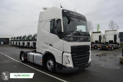 Cabeza tractora Volvo