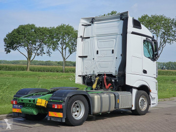 Traktor Mercedes