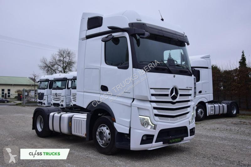 Traktor Mercedes 5 1845 BigSpace, Max tanks