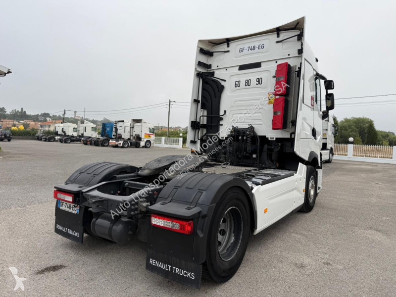 Tracteur Renault 520 Gamme