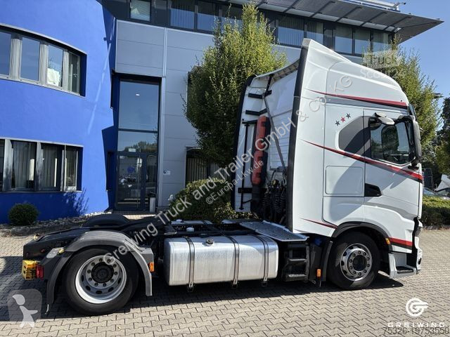 Traktor Iveco AS440S46T/FP LT