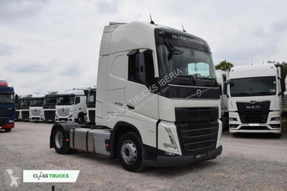Cabeza tractora Volvo