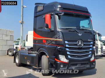 Traktor Mercedes