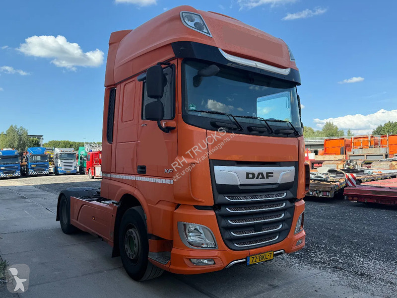 Trekker DAF 450 4X2 EURO 6 SKIRTS STANDKLIMA