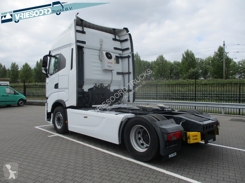 Traktor Iveco S-way 460 PK