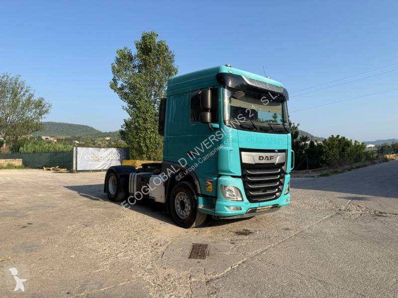 Nyergesvontató DAF 480