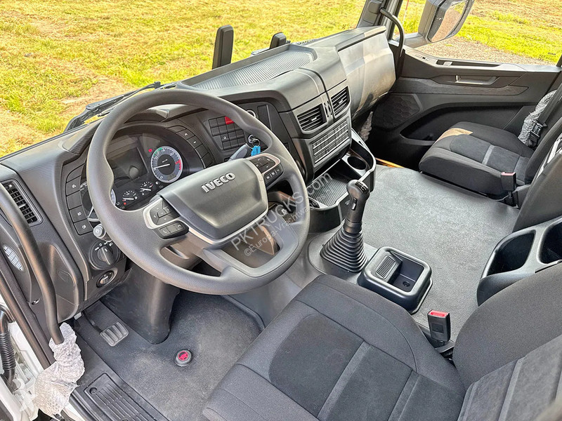 Tractor Iveco T-Way AT720T47T H Tractor Head...