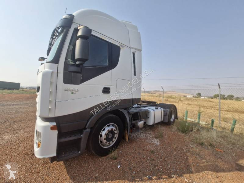 Traktor Iveco