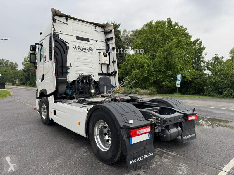 Traktor Renault T480