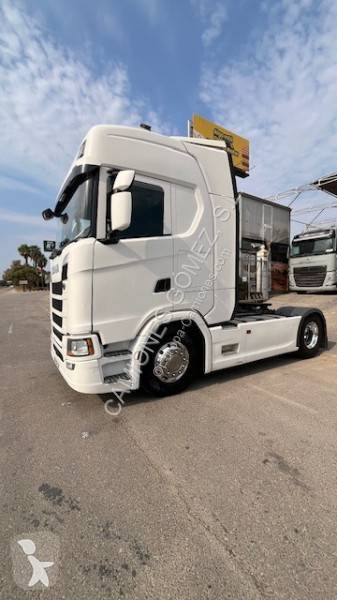 Cabeza tractora Scania
