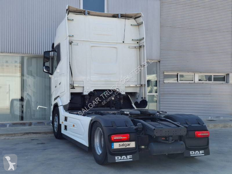 Cabeza tractora DAF