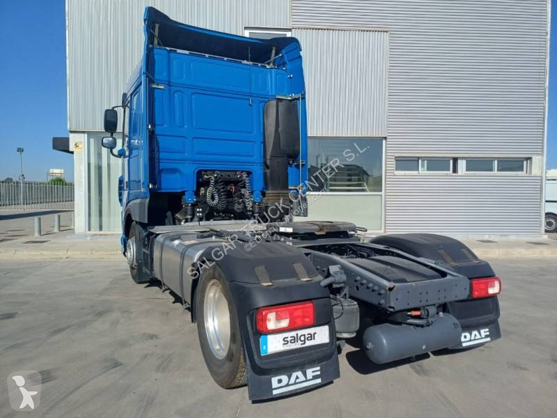 Cabeza tractora DAF