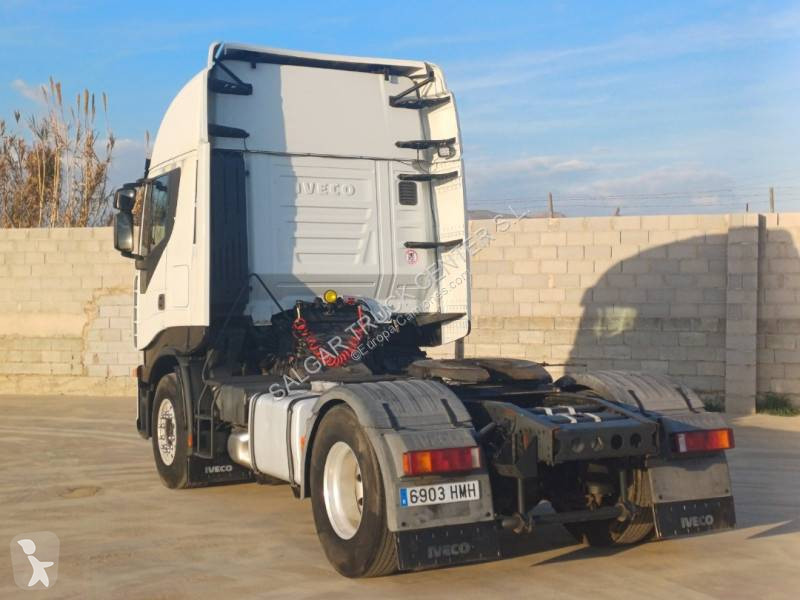 Traktor Iveco