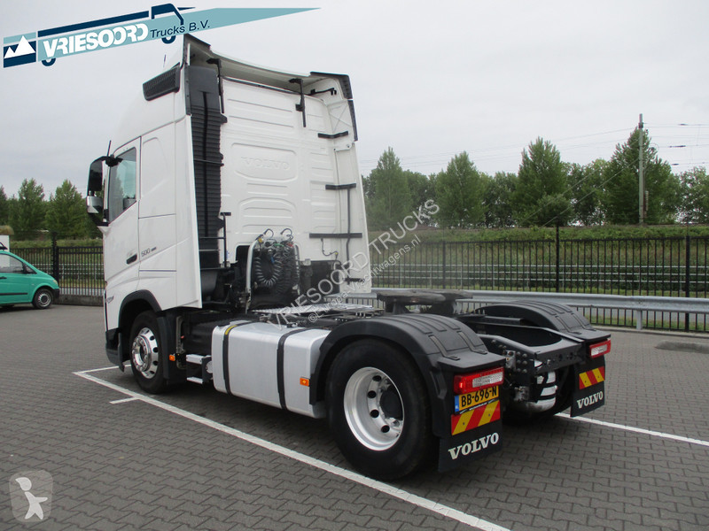 Tracteur Volvo 500 PK WITH STANDAIRCO