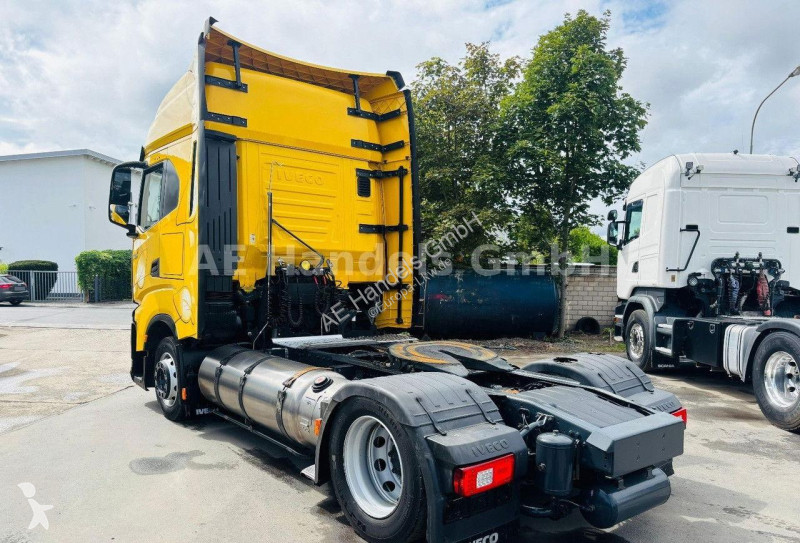 Traktor Iveco S-WAY 460