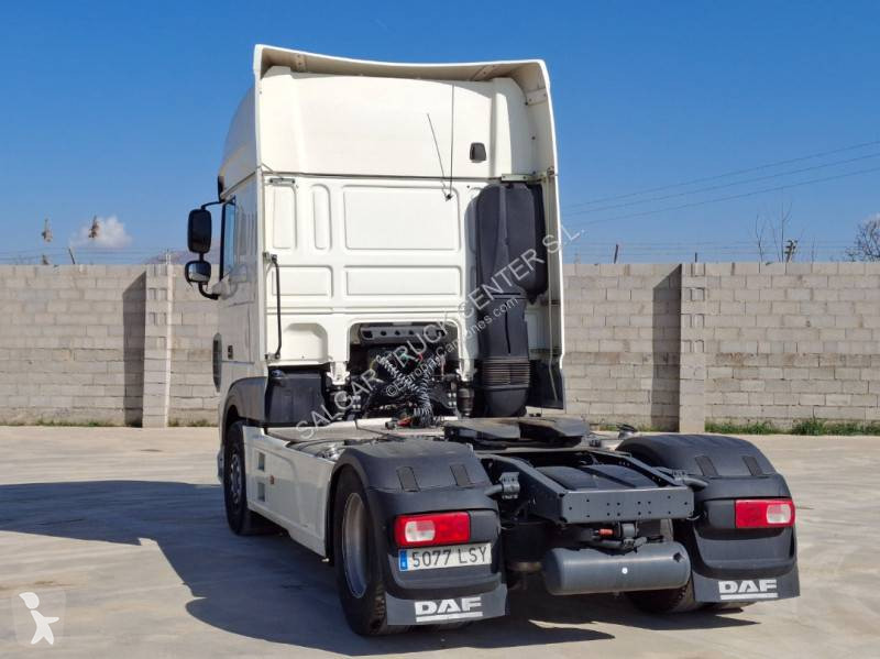 Tracteur DAF