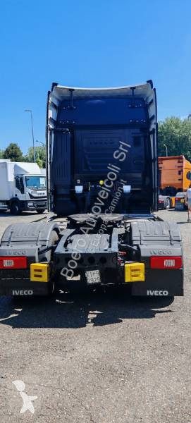 Traktor Iveco