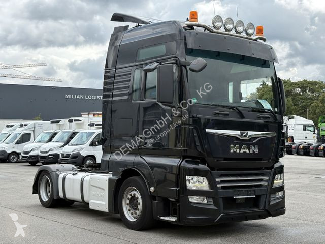 Traktor MAN...