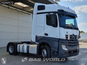 Traktor Mercedes