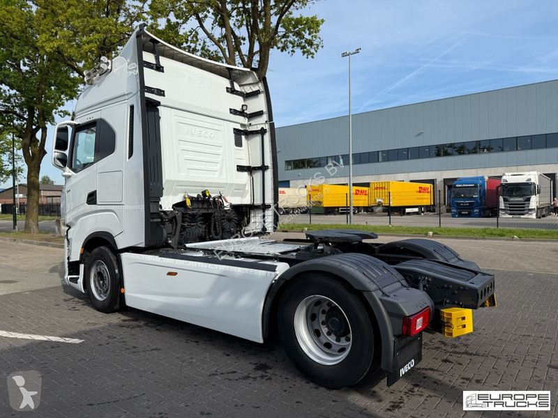 Traktor Iveco S-Way 460 Steel/Air - Intarder -...
