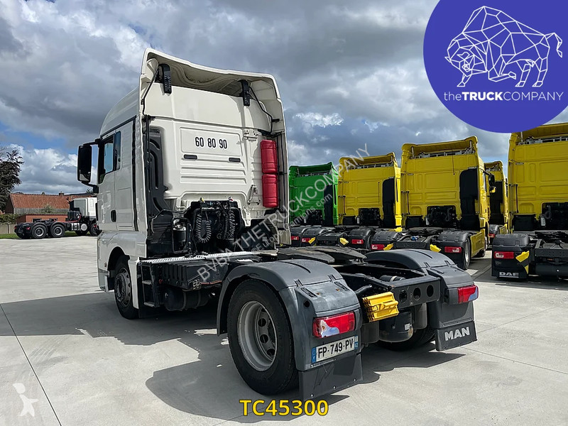 Traktor MAN 470