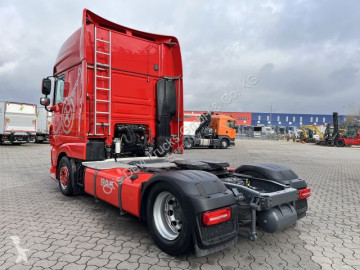 Tracteur convoi exceptionnel DAF