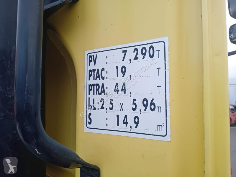Tracteur DAF 460