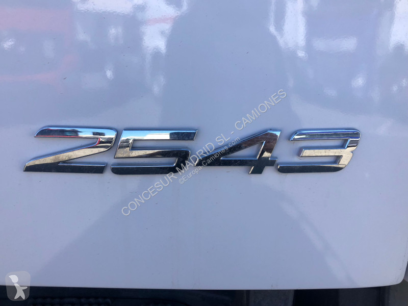 Cabeza tractora Mercedes 2643 LS 6X2