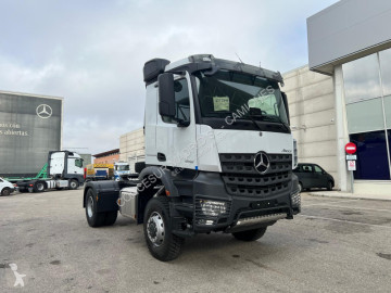 Cabeza tractora Mercedes nueva